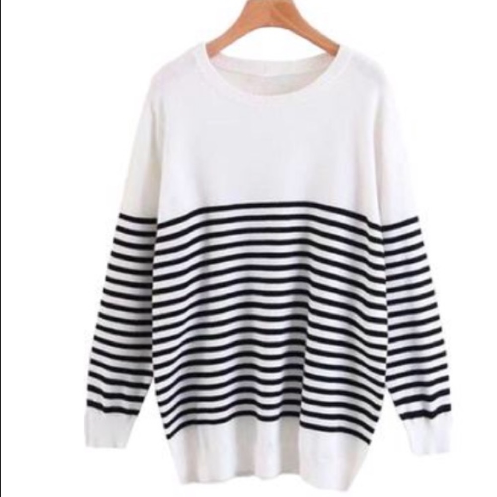 Goodnight Macaroon ‘Lacey’ striped sweater